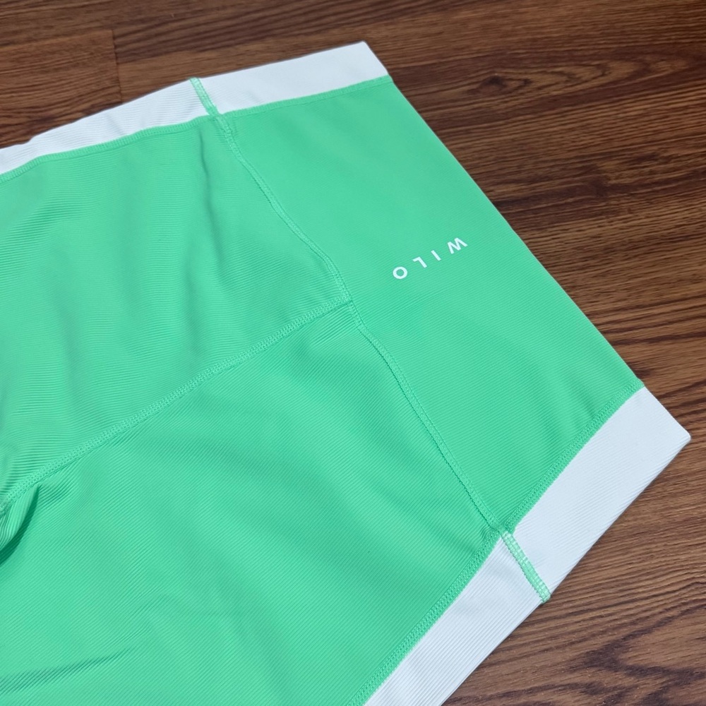 Wilo the label L Green and White Athletic Bike Shorts - Picture 7 of 8